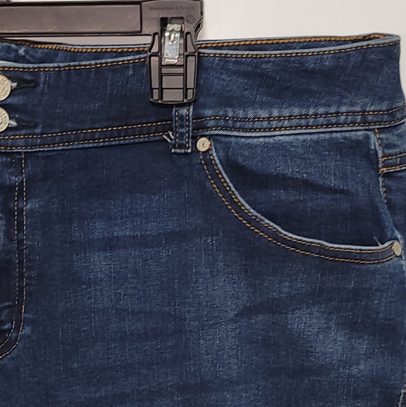 Women's Est 1946 Denim Blue Size 16W Jeans - Picture 4 of 10